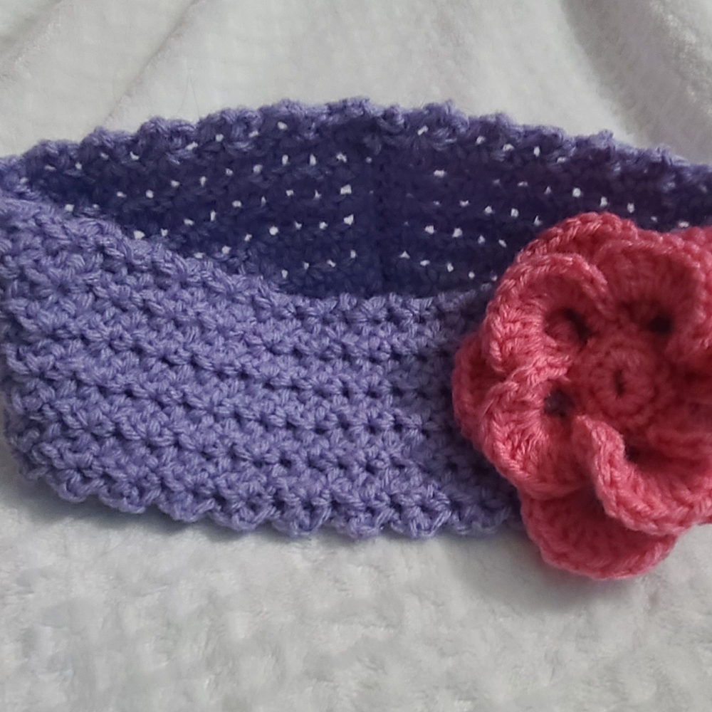 Light purple headband style ear warmer